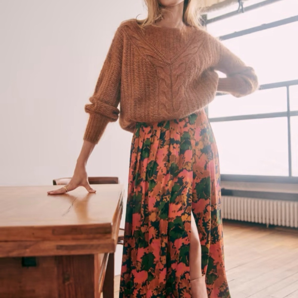 Sézane Marius Jumper in Mottled Camel - Picture 3 of 9